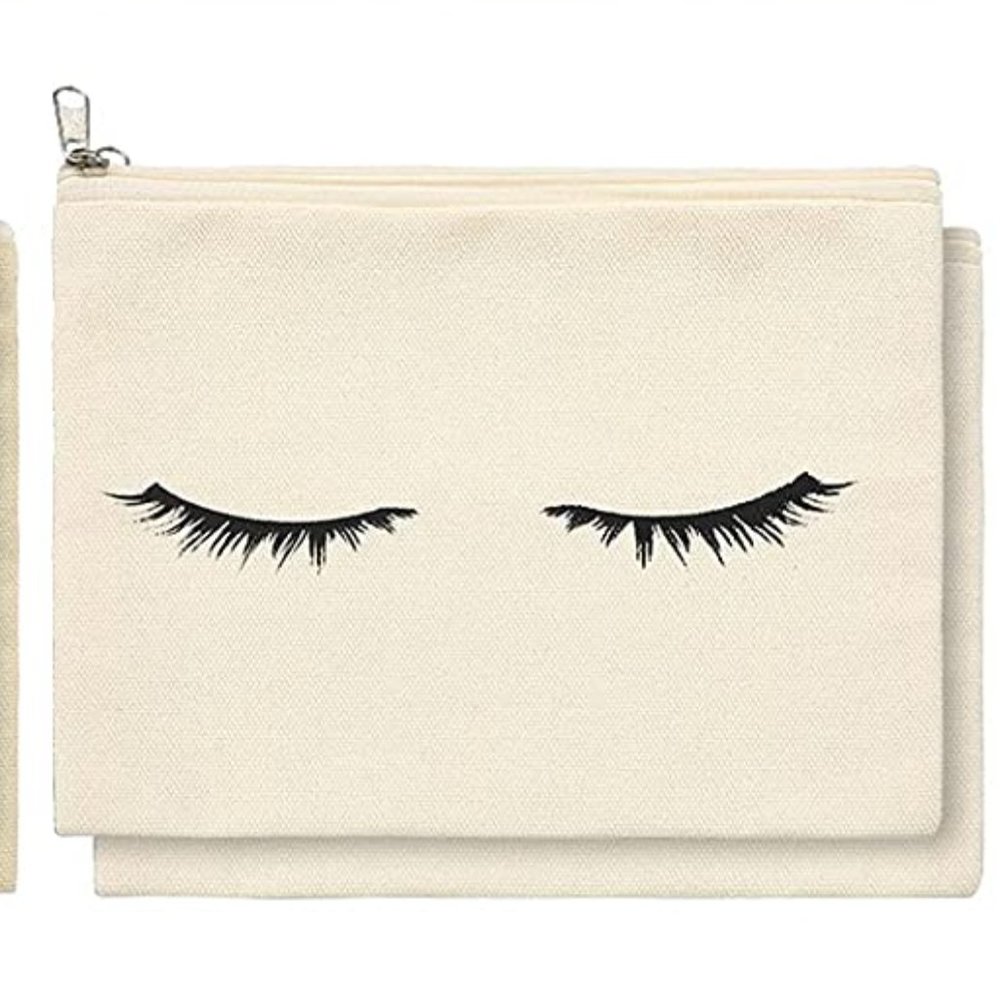 NWOT Women’s Makeup Accessory White Cosmetic Bag With Fun Saying-Sleepy Eyes
